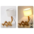 Bonhomme assis lampe de chevet en bois
