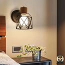 Lampe de chevet noir et bois