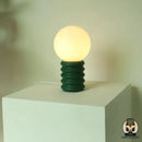 Lampe de chevet originale en bois