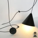 Lampe de chevet qui descend du plafond