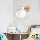 Lampe de chevet scandinave rose