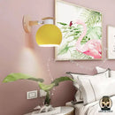 Lampe de chevet scandinave rose